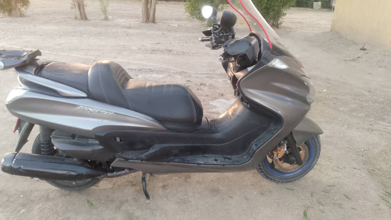 سلام عليكم لبيع ماجستة ملكراند مرقم أو مراوس حسب بقناعة ***********
