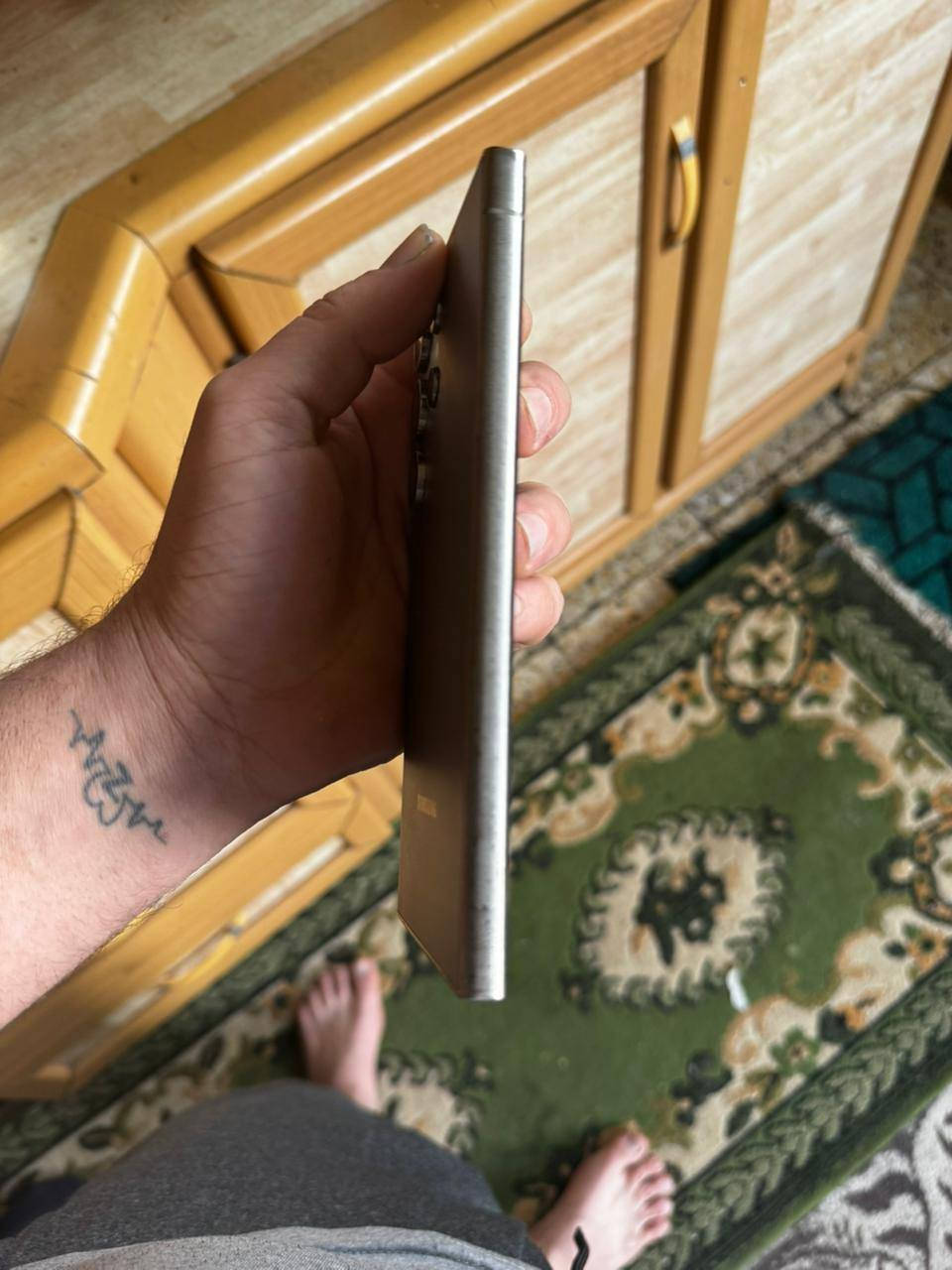 السلام عليكم
سامسونك s24 الترا   ذاكره 512 
مكاني بغداد قريب البياع  
السعر مليون و100


**إذا كنت صاحب هذا الإعلان وتريد حذفه لأي سبب، رجاءا أرسل رسالة إلى الدعم الفني**