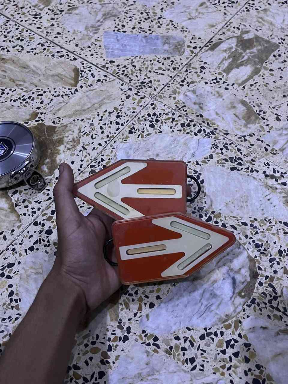 سلام عليكم' مري كلكسي فحص ' جامهن كله بلادي ' اسهم جدد ' مكاني بغداد شعب ' رقم الهاتف ' *********** وتساب مفتوح
