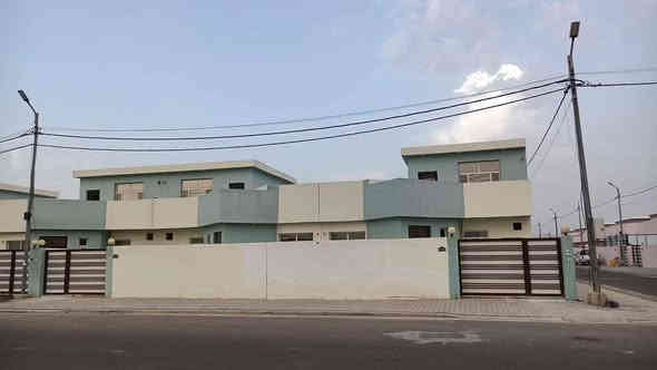 🔹توفر عرض عقاري جديد و مميز                                 في #مجمع_الكرار_السكني
🔹دار 410 للبيع.. بلوك50 ....مساحة 200م 
🔹 سعر الشركة 100...الواصل .52.500
🔹 مرحلة رابعة...يباع بتطلوعة واقساط شهرية مريحه
🔹موقعه على شارع 30 م الرئيسي السنتر 
🔹 للاستفسار مراسلتنا عبر الارقام التالية

☎️*********** 
☎️*********** 

موقع الشركه 📌
النجف الاشرف..حي النداء _شارع المجمعات _مجمع الاميرات 2_الدور ال vip
