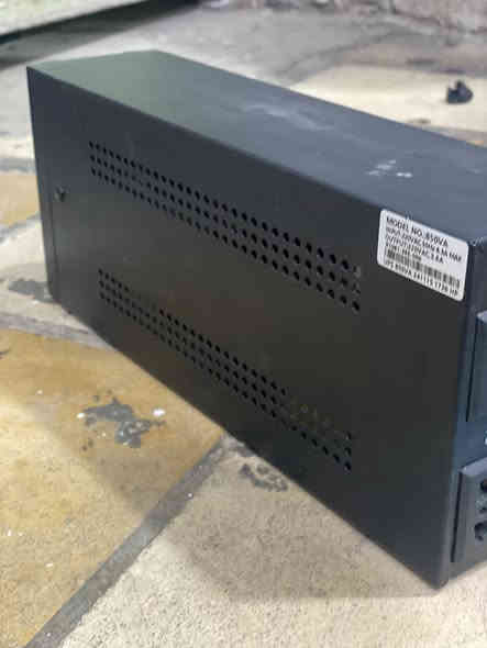 سلام عليكم بلي 4 نص تيره لوك ستيكر سعر 220 مع يوبي اس 850 السعر 30 الف مكاني بغداد الشعله ***********
