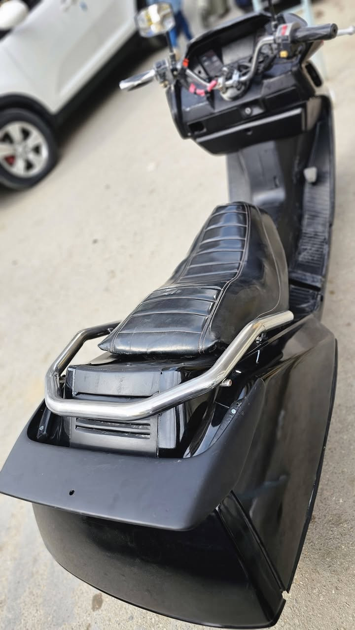 السلام عليكم فيوجن للبيع مصبوغه جديد والدراجه مجفته تجفيت عام يعني ترايك وين متريد العنوان كوت ***********
