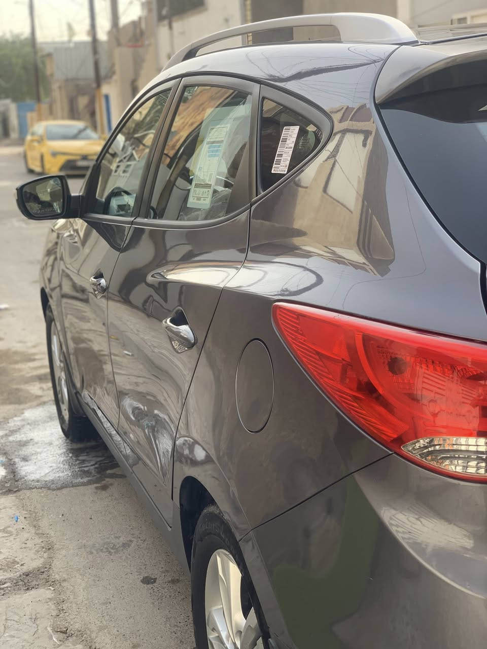 توسان ٢٠١٦ خليجي فول مواصفات بانوراما فورويل كامرة دوارة  محرك دوش تحكم ستيرن جهتين منضومه غاز كامله سيارة مكفولة كير +محرك قطرة صبغ مابيها حتى البلاستك مكفول سيارة جديدة على وضع الشركه بأسمي رقم انكليزي ماشيه١٠٠
رقم الهاتف ***********
سعرها 155 
مكاني بغداد
