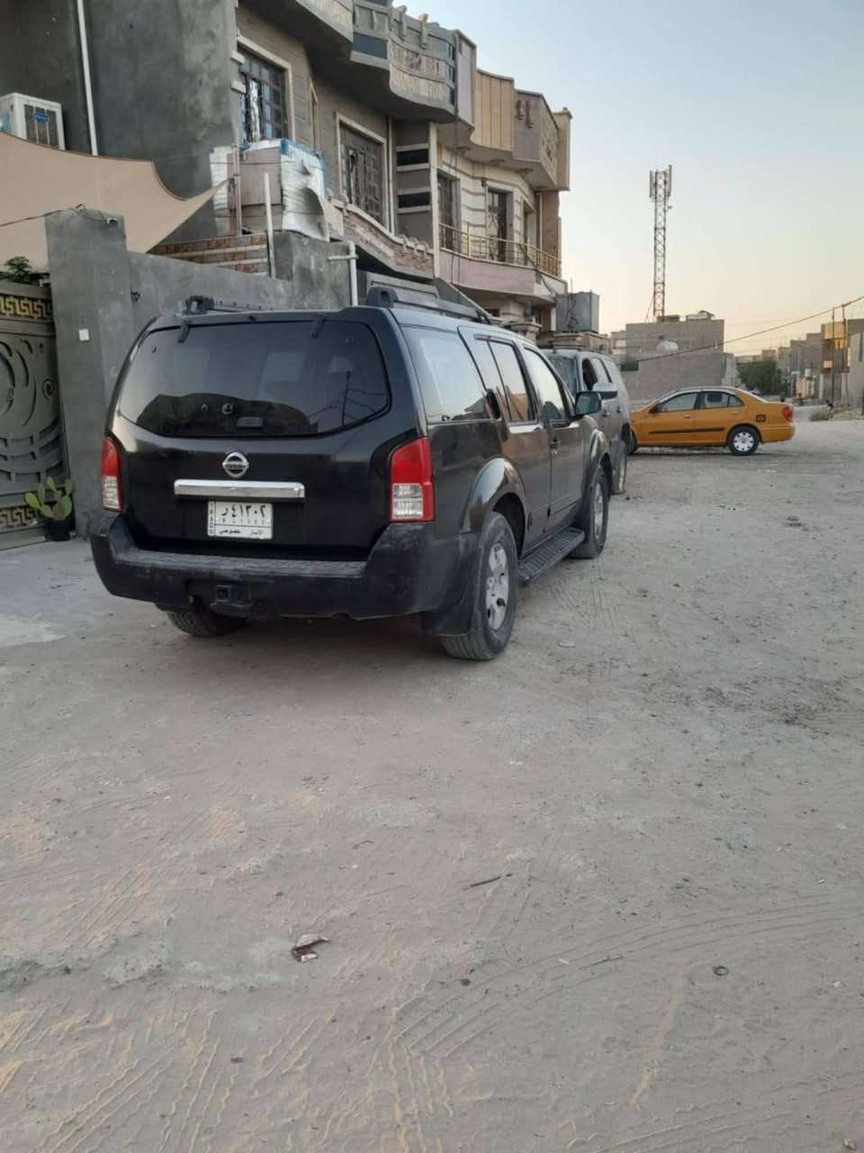 سياره بافندر نيسان ٢٠٠٨ صبغ عام محركها محور فيفيتي بطه ٣٠٠٠ وكير بطه رقم انبار باسمي مكاني فلوجه الجغيفي 
*********** اتصال علئ رقم السعر 45بيها مجال
