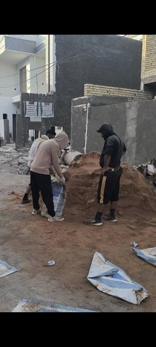 سلام عليكم كادر تصعيد على ظهر كافة مواد البناء مكانه بغداد أتصل وبخدمتك ***********
