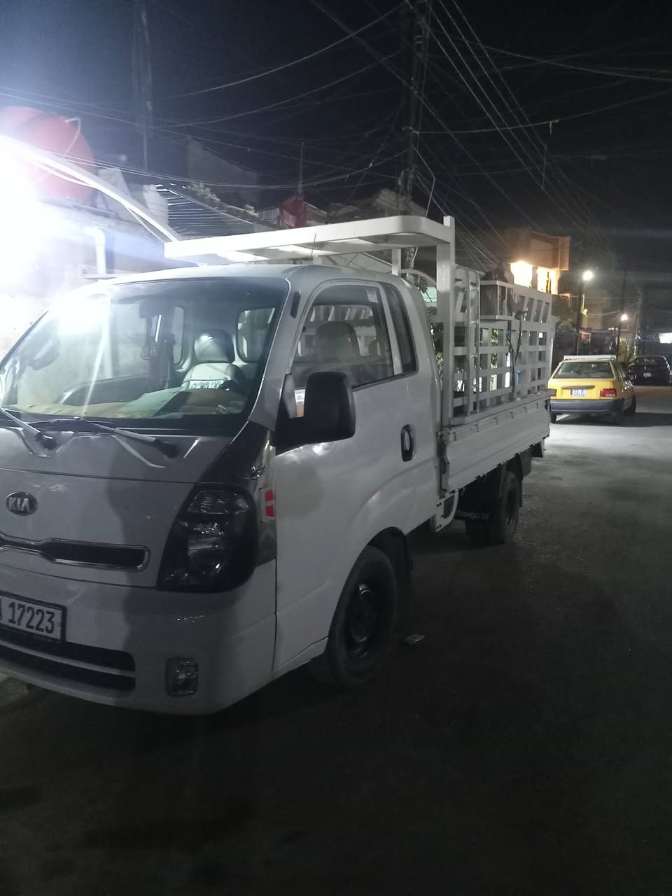 سلام عليكم
سياره كيه حمل 2011 ديالئ رقم انكليزي تحويل ثاني يوم
 كير مكينه واكسل جديد السعر 95وبيها مجال مكاني بغداد الحسينيه ***********
