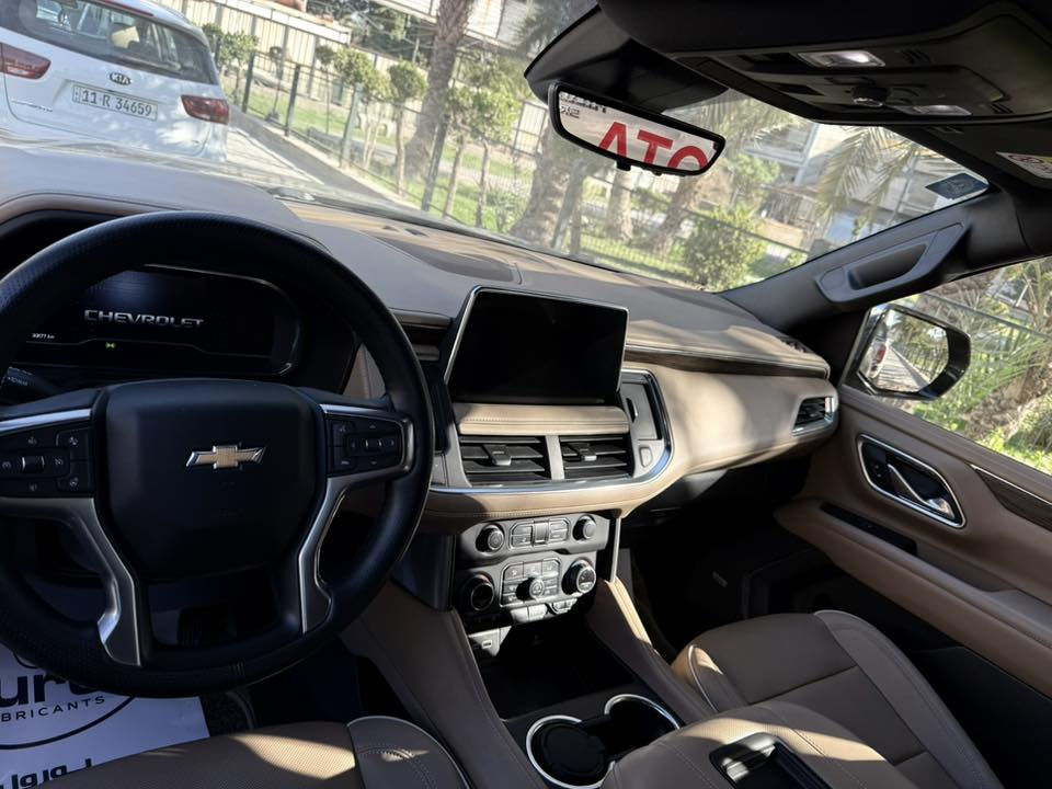 السلام عليكم
تاهو موديل 2023 بريمير 
ماشية 33 الف 
بارد بيها بجهه السايق فقط 
السعر 545$ 
بغداد /الكرخ 
***********
