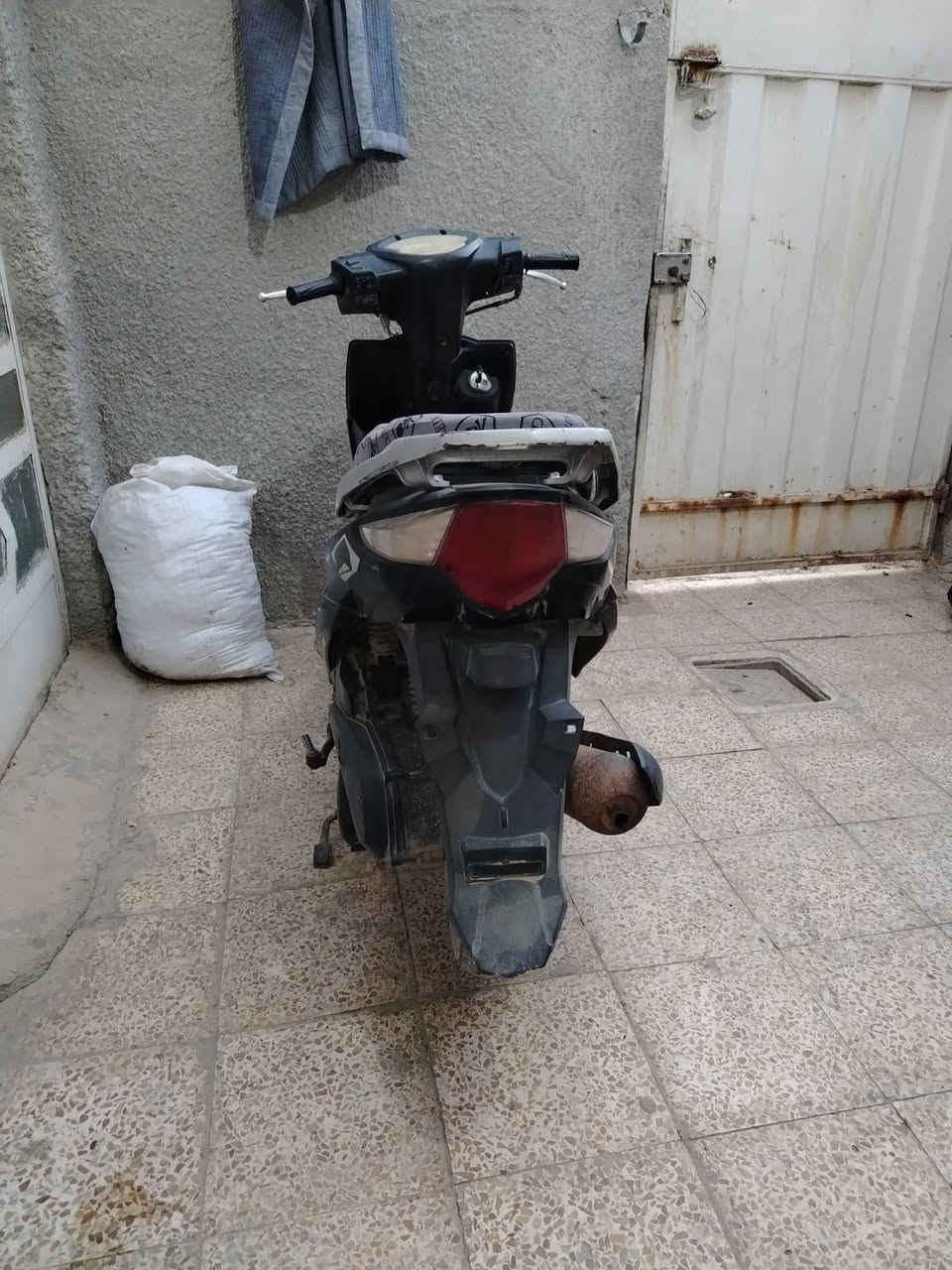 دراجه ناريه للبيع او للمراوس مكان بابل ***********
