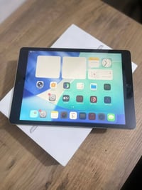 آيباد ٩ • ٦٤ • بطارية ٩٦٪