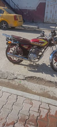 دراجه ايراني نوع سولنك  موديل24 5كير  مكينه200 دراجه نضيفه مابيهه اي ع...