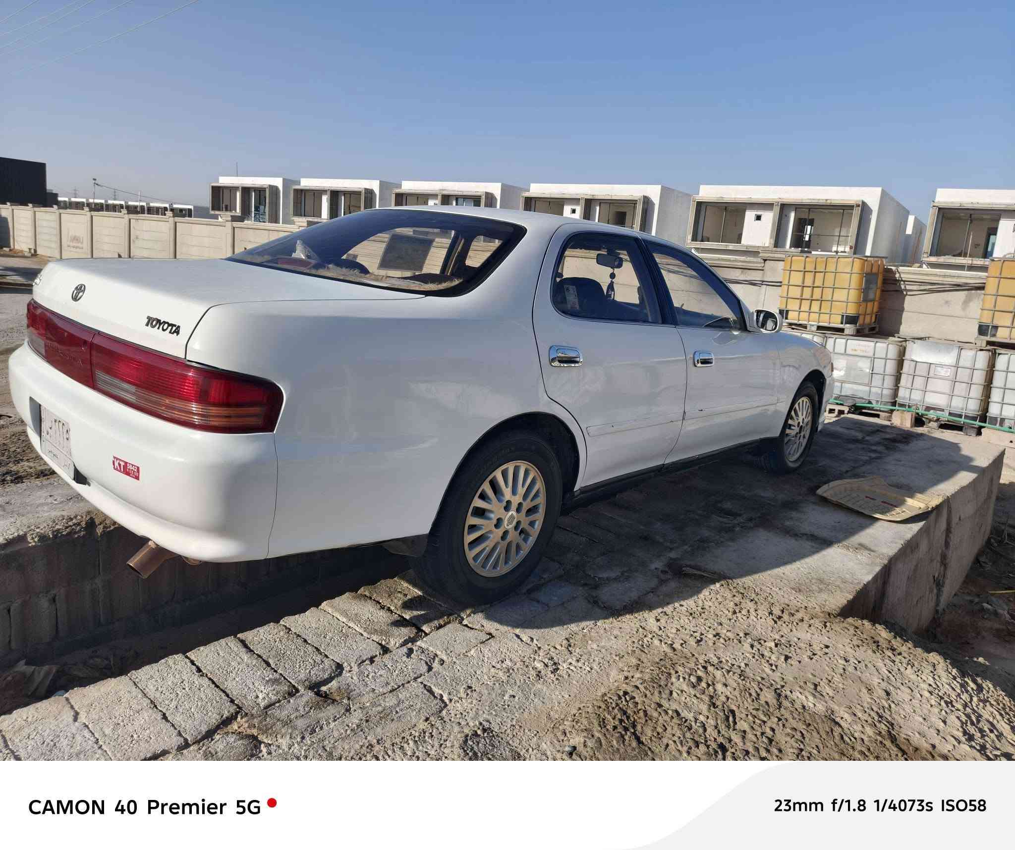 السلام عليكم كرسته مديل ١٩٩٣ رقم انبار معاملتها كامله يعني يومين وتتحول انكليزي بيه طخه بالجاملغ الخلفي ع جهت السايق نضافته بعد احلى من الصوره ب٦٩ وبيهه مجال المكان كربلاء قرب الف دار الاتصال ع ***********
