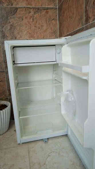 سلام عليكم 
غراض منزليه للبيع 
مكلف بالنشر رقم صاحب الغراض 
***********
