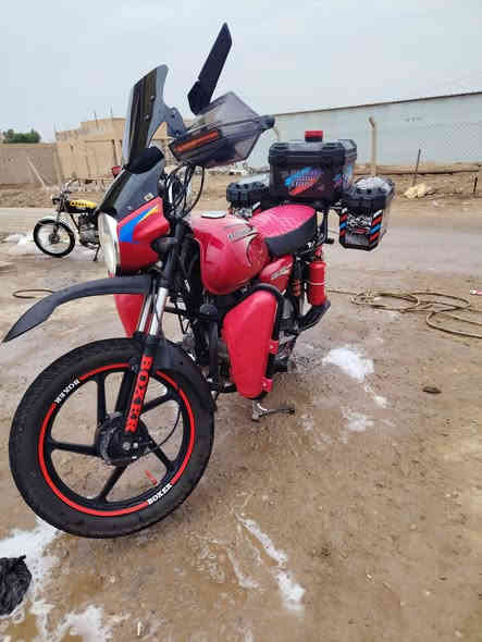 دراجه بوكسر مديل 2021 سنويه ولوحات عدد 2
دراجه فول الفول شوفت عينك محرك مفتوح كهربائيات كله شغلاله وعليه تعديلات هواي دبل اشاره لد درع جنط جي اس الاصلي مري كاسحه وشوفت عينك تعلي وبيك خير وتدلل السعر مليونين 2 وميه 100
***********
الشطره
