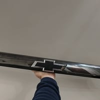 للبيع مسطره خلفيه باب الصندوق علامه سوده بلاك ادشن اصليه مال كصه بيها ...