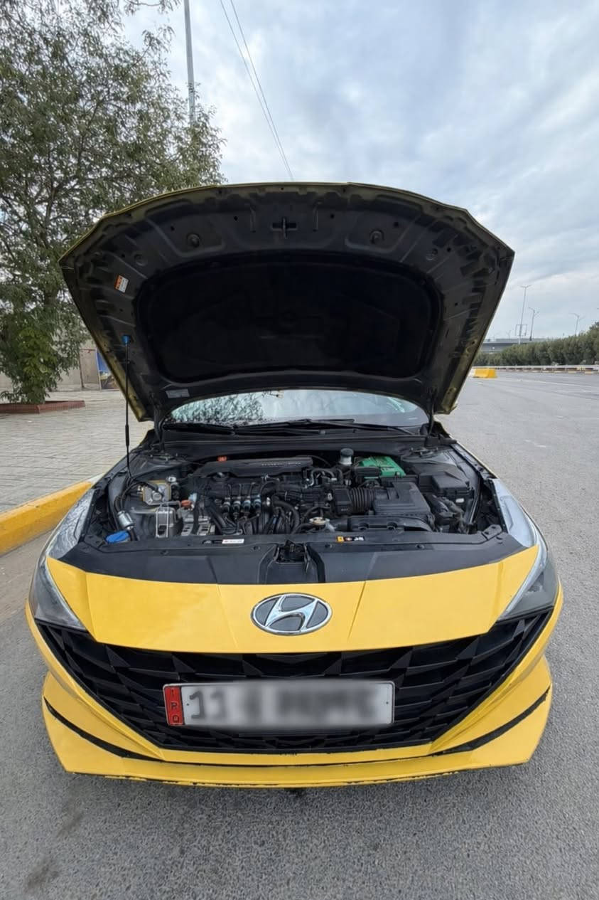 #اللهم_صل_على_محمد_وآل_محمد

هيونداي إلنترا 2023 فول كندي
🚖 أجرة – بدون إيرباك

📌 ملاحظة : اقرى جميع التفاصيل واتصل وبلخدمة 

الحادث موضح بالصور، بدون أي ضرر بالدواخل
حتى بطاين الأبواب غير مفتوحة نهائيًا ✔️
⸻
⭐ المواصفات (فول كامل):
 • فتحة سقف
 • بصمة تشغيل + تشغيل عن بُعد
 • تدفئة ستيرن
 • تدفئة كشنات
 • تبريد منفصل (بيانو)
 • ويل كب
 • كاميرا 360°
 • شاشة ديجيتال كبيرة
 • Apple CarPlay
 • LED داشبورد بجميع الألوان
 • تحكم كامل بالستيرن
 • رادار 360 درجة
 • مثبت سرعة (كروز)
 • مانع انزلاق
 • رادار أمامي + خلفي + جانبي
 • صندوق فتح ذكي
 • ثلاث أنظمة قيادة
 • جميع الإيرباكات مكفولة
 • باقي المواصفات المعروفة

⛽ منظومة غاز إيطالية شادها ب500 الف
⸻
📍 مكان السيارة:
المنصور – شارع 14 رمضان – قرب محلات التانكيات

📸 صور الضرر + التصليح + السعر وباقي التفاصيل
📲 راسلني واتساب *********** واتساب
