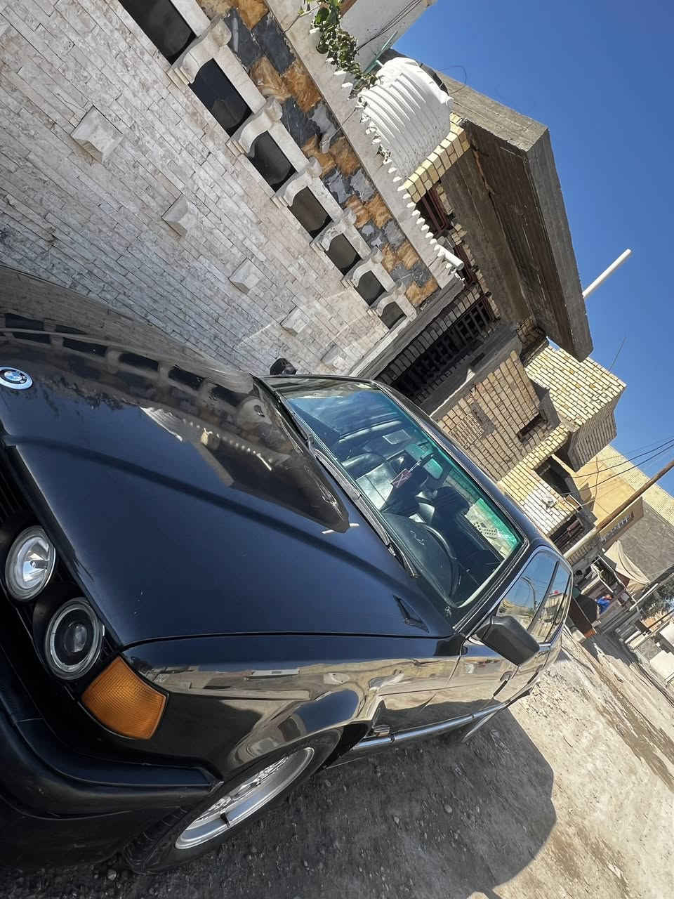 Bmللبيع
سيارة كاملة كير ومكينة وتبريد مكفولات 
مصبوغة عام للجمالية بدون خياس او ضربة 
سعرهه 58
مكاني بغداد سبع البور 
للتواصل خاص او الاتصال ***********
