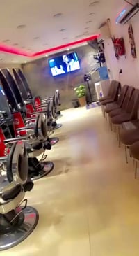 ميز حلاقة عدد 7 للبيع  07707699497