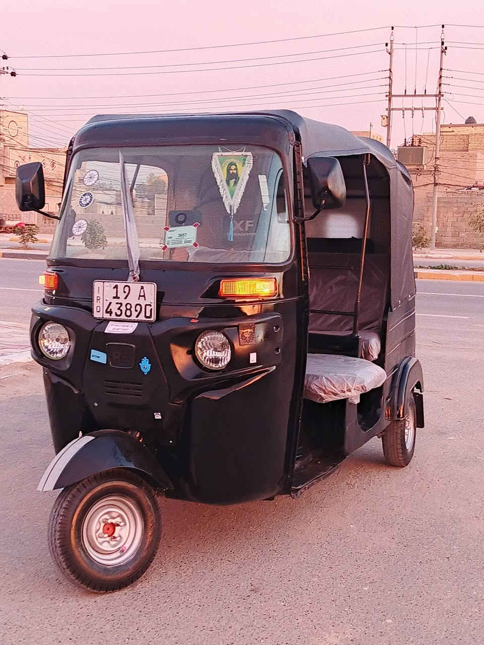 من رخصة الادمن
تكتك للبيع موديل 2016 رقم وسنويه  انكليزي تكتك بلادي على وضع الشركه مكينه 20 مره وحده
 مجفته تكتك صبغته عام للجماليه مكفوله من ضربه تخم تاير جديد كهربائيات جديده
 ورجاء بدون تعاليق سلبيه وشراي هله بي
  مكاني كربلاء المقدسه امن الداخلي قرب  افران لولوة خاص ماكو الاستفسار اتصال على الرقم التالي الرقم***********
  السعر 4300 ملايين تكتك مال جنايه تعبانين كلش عليه ونضيفه والله
