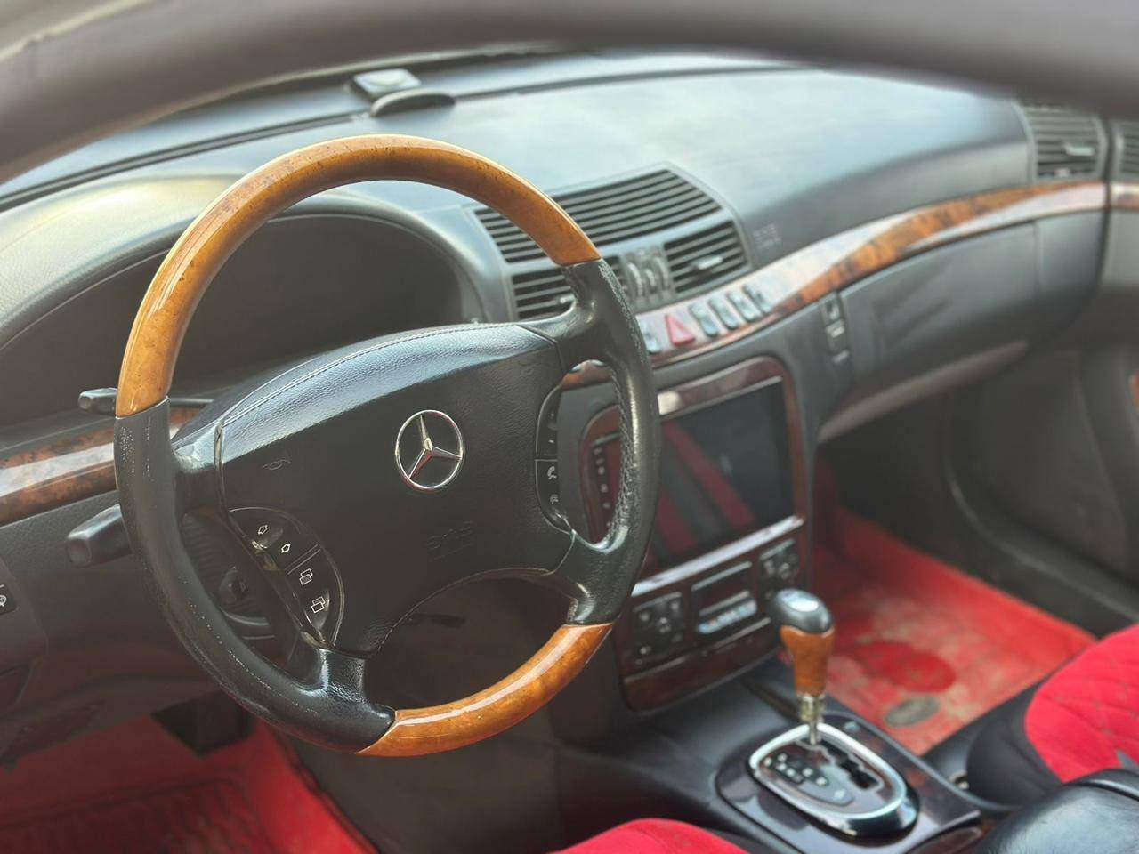 سلام عليكم مارسدس AMG سياره قمبله فول مواصفات للاخير رقم بصره  تحويل ثاني يوم اهم شي تبريد حداديه كهربائيات كله شغال سياره مال بيت مو مال شرايه بياعه حجمه 550 مكينه وكير بصندوك كفاله 8 سلندر شرط فحص سياره لون سلفر محوره لوي مو جوبلس حداده كله جديد سيرفس كامل عليه دبل فيت بم  سياره جديده سلايت عمي سياره مال جنايه ياخذه الف دينار ماذب عليه مانقصه برغي تعال وشوف وخدمه المشتري اذا لكيت بيه نقص الف طيح ورقه
عنوان سياره(البصره قضاء المدينه بني منصور) سعر(135وبيه مجال بسيط) 
#ملاحظة خوان انه مكلف بنشر راح حط رقم راعيه وتواصلو ويا  

*********** البصرة, العراق
