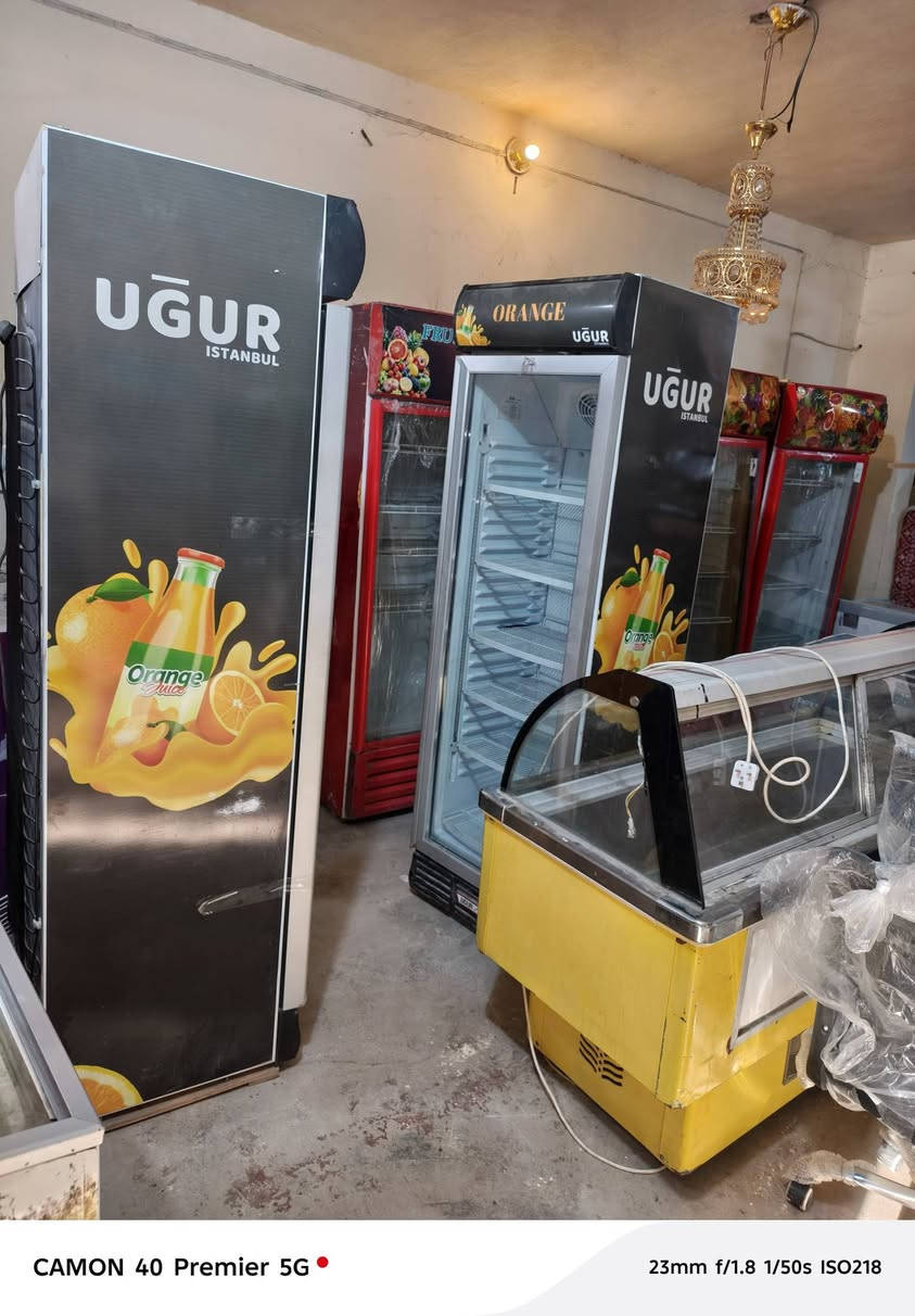 السلام عليكم
يوجد لدينا  عارضات المستعمل والجديد للبيع تركي🇹🇷 الاصلي استعمال قليل كلش نضافه فول💯  الشراي يتصل *********** واتساب 

 العنوان كاطون شارع ابو رباح في معرض ومزاد وعد
