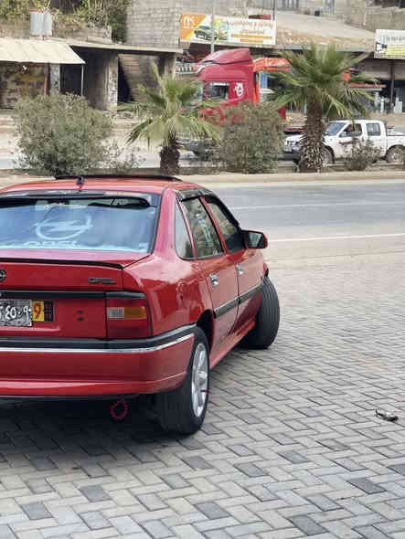 سەرتا بە ناوی خوای گەورە 
ئۆپڵ ڤیکترا مۆدیل 1993ئاڕم پلاستێک سلێمانی 
سەیارە نمونەی هەموو عێراق چەکوش نیە بە گیانیوە پێشوو دواوو هەر هەموو گیانی بەشەرت گێڕوو مەکینە تەقەو ڕەقە بەشرت یەک چرکەو 100دۆلار 
4تایوو ویلی هەولێری لۆک مەکینە 20گێڕ عادی  سیارە نمونەیە خۆی وەسفی خۆی دەکات *********** سیعر 43گەڵا تۆزێک مەجال نمونە ی هەموو عێراق
جواب کۆمێنت نادەمەوە تەلەفۆن بۆ خاونی بکەن  تکایە ئەگەر مەشتەری نیت سەری خۆتوو منیش مەیەشێنە لە گەڵ ڕێزم بۆ گشت لایەک حلبجة
