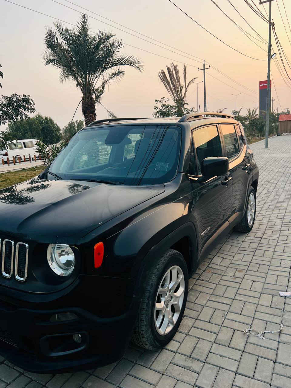 ‏سلام عليكم
 للبيع جيب رنجيد 2018 
بيه جاملغ وبنيد حادث امريكا بدون داخل حادث سطحي صوره الحدث مرفوقه بل منشور
محرك 2400
مكانه نجف ورقم نجف 
موصفات بصمه شاشه شاشة اعطال هندبيرك بصمه 
السعر (112) وبيه مجال  للاستفسار أكثر 
(***********)
(***********) النجف, العراق
