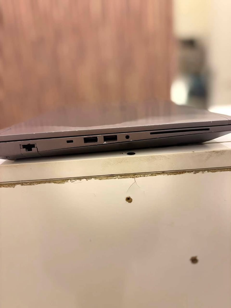 السلام عليكم، متوفر للبيع لابتوب من الفئة الاحترافية العليا HP ZBook Fury 15.6 inchG8، الجهاز غني عن
التعريف، مخصص للمهندسين، المصممين، والمبرمجين،
ويتحمل أعلى درجات ضغط العمل المكتبي والغرافيكس.
_ المواصفات الفنية للجهاز المعالج: Intel Core
الجيل الحادي عشر القوي جداً ب 3104201 16)
لأداء خارق الرام: 16 جيجابايت (RAM 16GB) تضمن لك سلاسة تامة في التنقل بين البرامج الثقيلة. الشاشة: 15.6 بوصة. نظام التشغيل: Windows 11 Pro الأصلي مفعل ومحدث بالكامل. *#
مميزات إضافية: الجهاز من سلسلة
المعروفة بالتبريد الاحترافي وقوة التحمل العالي اسعر المطلوب 750الف وبي مجال قليل


**إذا كنت صاحب هذا الإعلان وتريد حذفه لأي سبب، رجاءا أرسل رسالة إلى الدعم الفني**