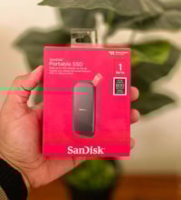 هارد ساند ديسك واحد تيرا SDD سرعة 800M   السعر 150 الف  موجود توصيل  ر...