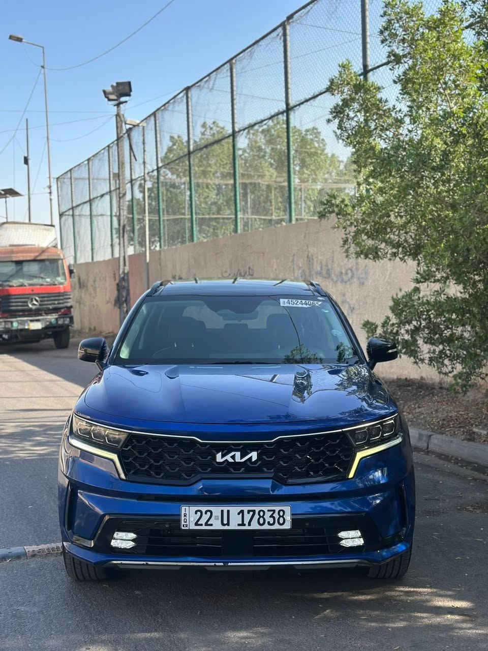 كيا سورنتو 2023 مواصفات S فول
بصمة تشغيل عن بعد 
بنوراما كشنات جلد 
كشن كهرباء تدفئة كشنات 
رادار امامي تحديد مسار تنبيه تصادم
جانبي نقطة عمياء 
شاشة كبيرة GPS 
وباقي المواصفات المعروفة 
❗️السيارة بدون صبغ بدون تبديل ايرباك ❗️
فقط دعامية امامي واضح بلصور 
ماشية 13 الف فقط 
بأسمي تحويل مباشر
السعر 225 ورقة 
مكاني بغداد
***********
