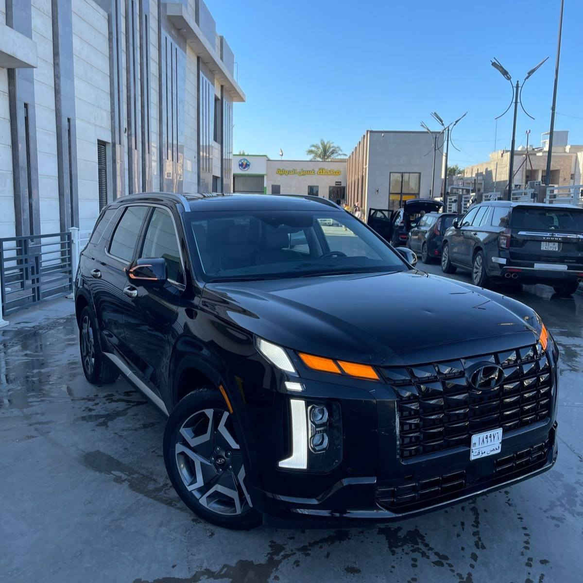 هونداي باليسايد 2024 بسعر مناسب
(‏SEL PREMIUM -فل مواصفات )

المواصفات:
 مكينة 6 سلندر 3800
 كاميرات 360°
 رادارات 360°
 نقطة عمياء + تثبيت مسار
 تدفئة وتبريد مقاعد
 تدفئة ستيرن
 ذاكرة مقاعد
 جنطة كهرباء
 سستم صوت Harman ويل قياس 20
شاشة 12.3 إنج
 فتحة سقف سلايد
 كشنات منفصل VIP
 شاحن لاسلكي
‏ Apple CarPlay & Android Auto لاسلكي

الحالة:
حادث السيارة 3 قطع (بنيد، جاملغ، باب) بدون دواخل

السيارة كتاب شهداء مرقم بغداد
0771 385 7093
***********
بغداد البلديات
