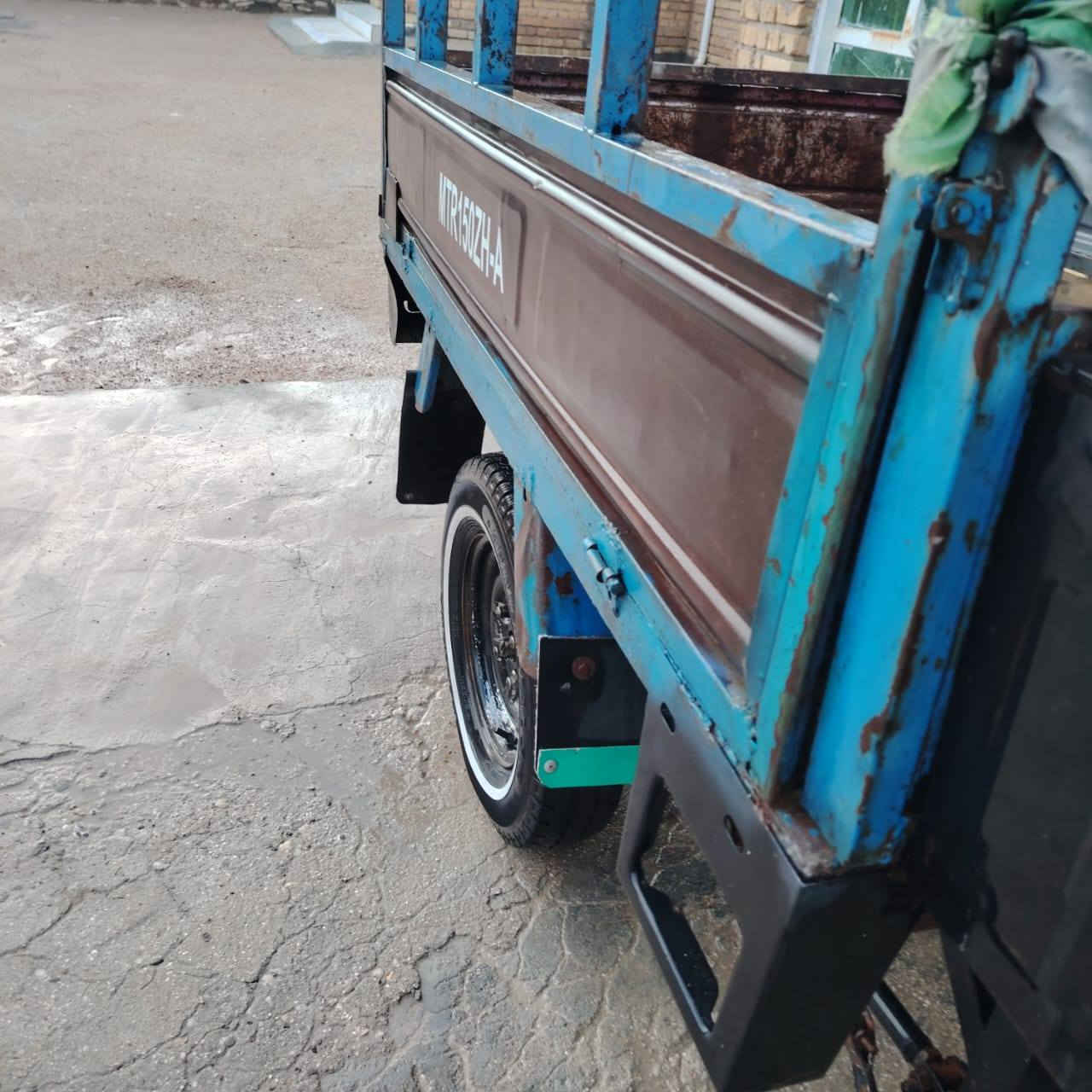 ستوته للبيع موديل 2014
مكفوله كفاله عامه اوراق صولي كهربايات كلها شغاله تخم تاير ابو الخطه الستوته جاهزه ولشراي يتصل علا الرقم ***********
