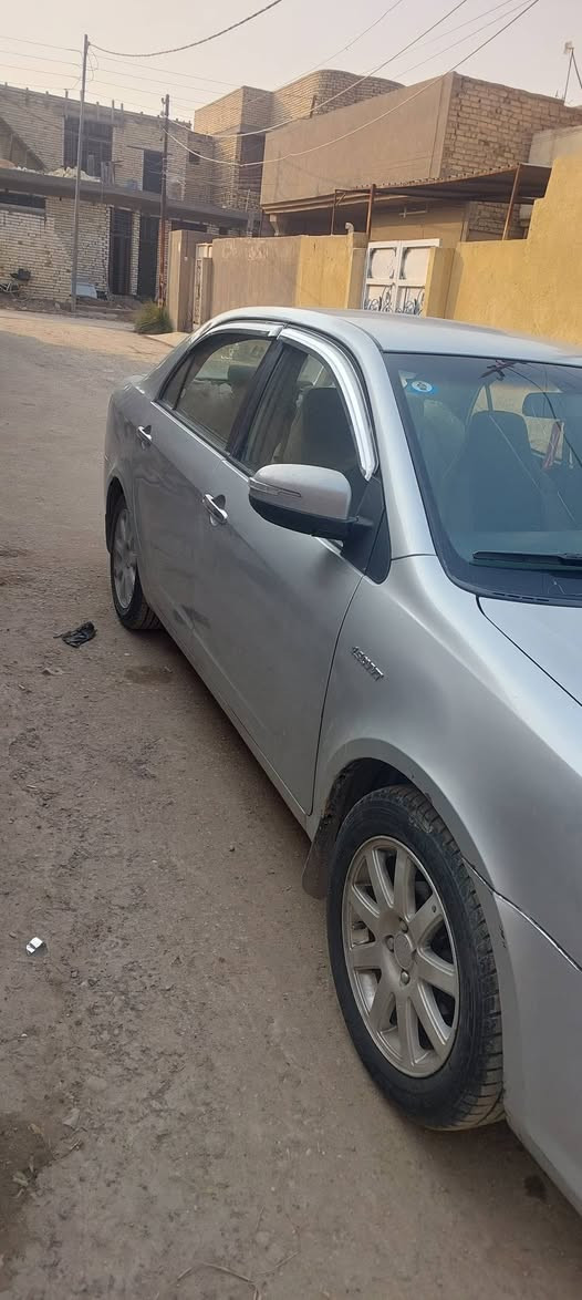 السلام عليكم للبيع مويل موديل ٢٠١٣ رقم بغداد انكليزي صبغ بس باب العبري والباقي مكفول كير ومحرك مكفولات حداديه جديده مكان بابل المحاويل السعر ٤٦ وبيه مجال
الرقم ***********
