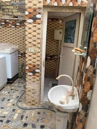 النجف حي الجامعة • ١٠٠م • ٣غرف نوم