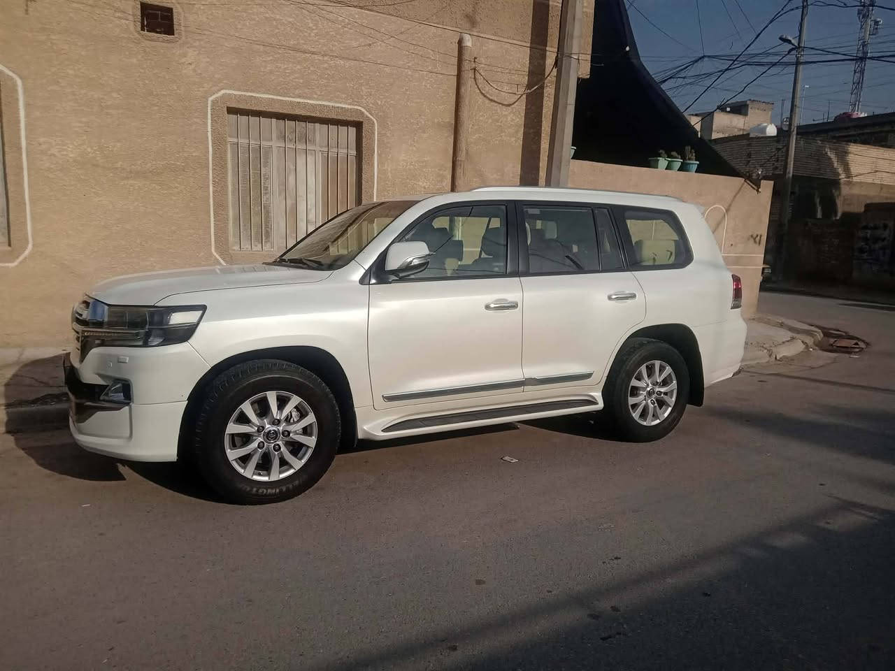 لانكورز ١٧موديل فول موصفات بدون صبغ بيها  بارد  بصيط حافه البنيد و باب سايق  اصبع سعر 5شداد


**إذا كنت صاحب هذا الإعلان وتريد حذفه لأي سبب، رجاءا أرسل رسالة إلى الدعم الفني**