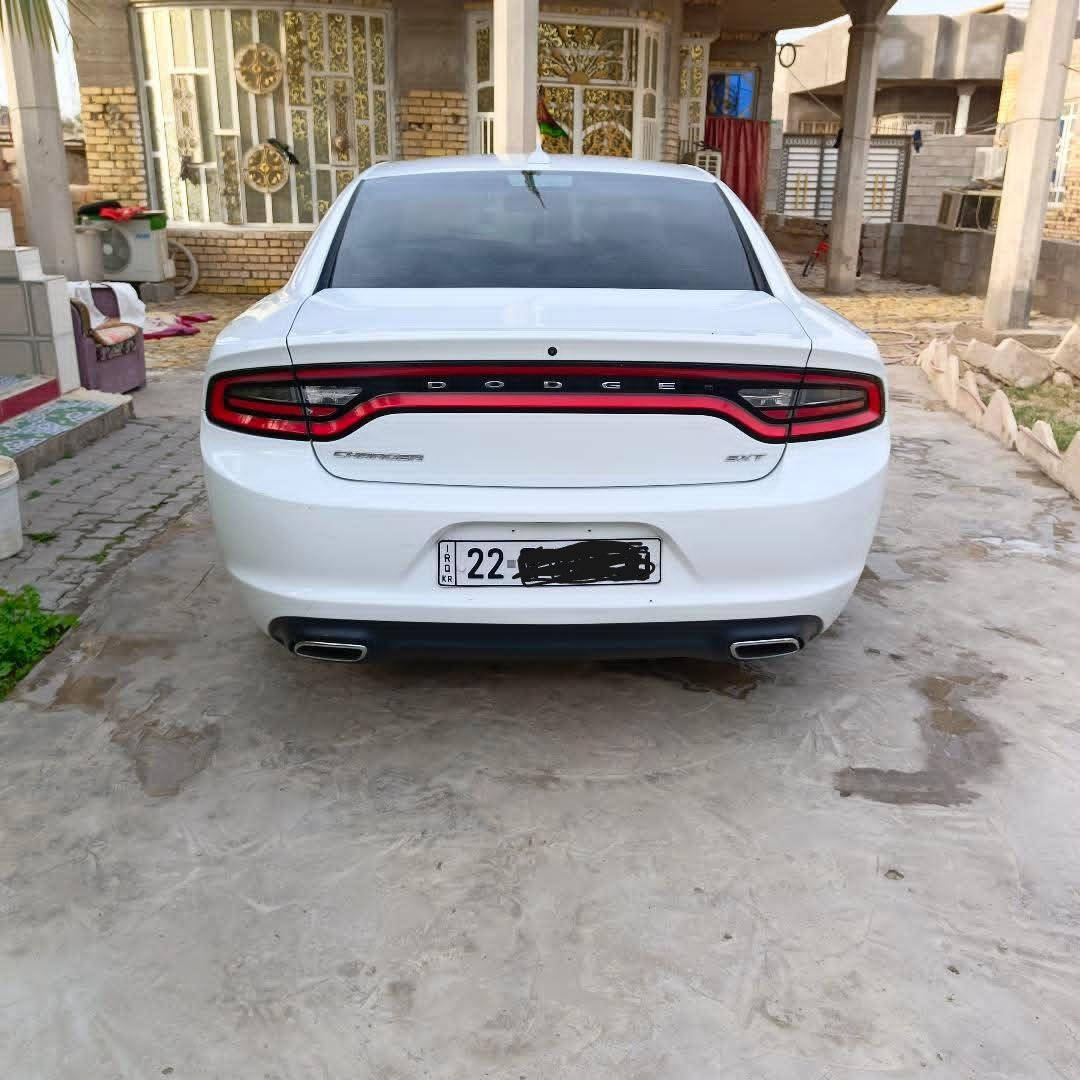 جارجر لبيع رقمه اربيل راعيه ب البصره 
السياره كندي كلين 
موديل 17اصل 
صار بيه جاملغ ب العراق
باقي السياره كفاله السياره جهازه وحله من الصوره ‭0770 496 0867‬
