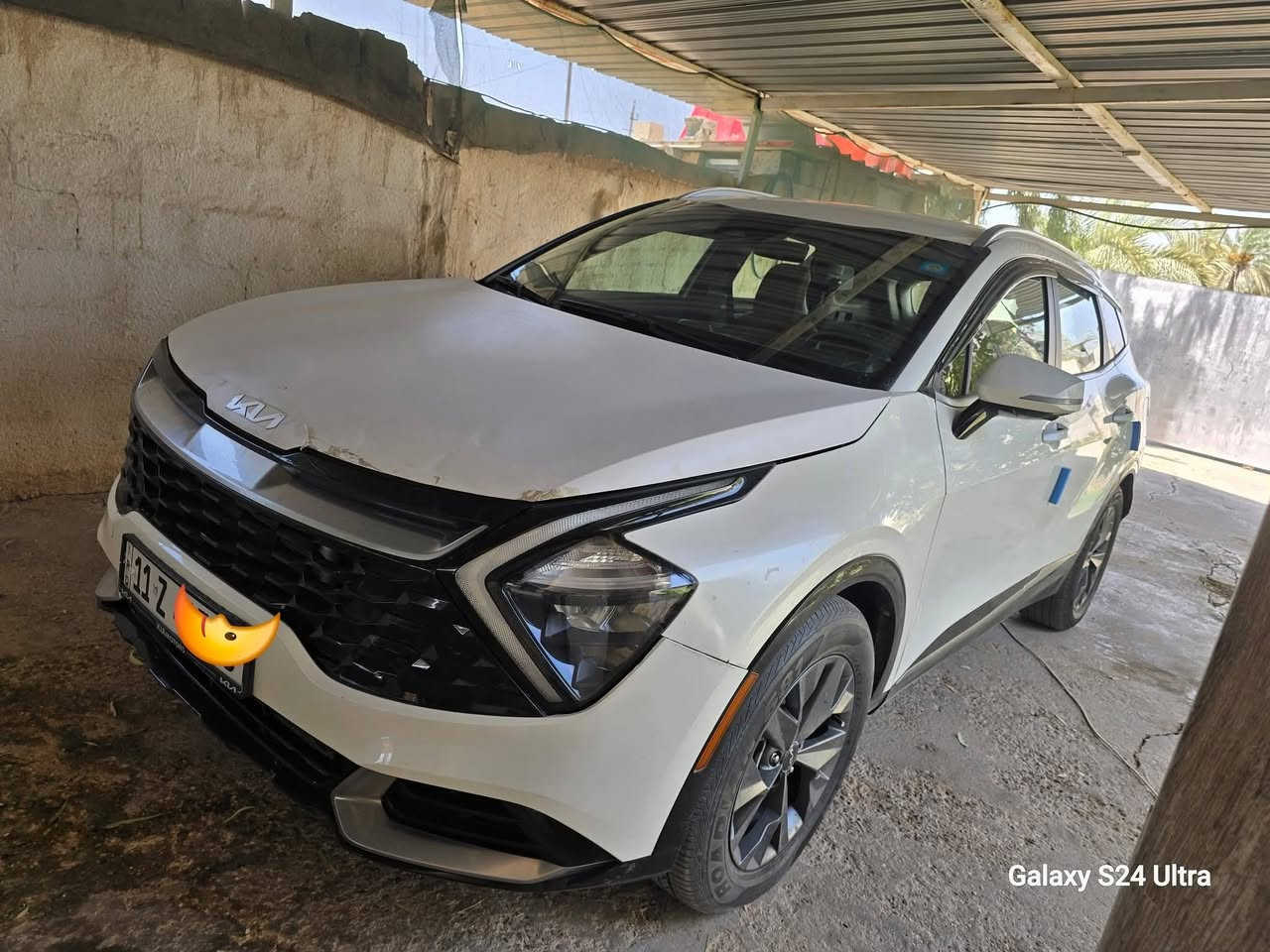 السلام عليكم  اقراء التفاصيل قبل لاتتصل كلشي كاتبه 
سبورتج كاز انجكتر ادبلو سوبر محرك 2000 موديل 2024 وارد كوري كاز بلادي رقم بغداد باسمي انكليزي 
ماشيه 14 كم زيرو حادثها صاعده جزره او حديده وجه الشاصي من جهة الكاع ويم الواقيه مال الطين باللغد همين ضهر الشاصي يم الباتري مابيه شي ولا اللغد بيهن شي فقط يم الدبل اكو تصليح قليل 
السياره أقصى سرعه توصل لل 160 مقفوله من الشركه يرادلها ابو جهاز يفتح القفل 
السياره فول عدى الفتحه كامرات مري شفط من تعلك اشاره جانبيه يتحول الكيج إلى كامره تدفآة وتبريد بالكشنات تقديم وترجيع بالبصمه تشغيل عن بعد فول مواصفات عدى الفتحه دواخل لونين مشمشي وفحمي مابيها نقص فقط قفلة الرون مايصعد اكثر من 3  وتمشي 160 كم أقصى سرعه 
كير ماوس اربع وضعيات قياده كيرها 8 نمر عدى البك شنو ابالك مواصفات بيها واقتصادية جدا التفويله 40 لتر تمشيها حدود 750 كم  بيها الجاملقات جهة السايق بيه صبغ والعكسه مفتوح ومشدود والبنيد بيه طعجتين صغار 
ترايها للبصره محرك صوته ناعم مو خشن  الجناي يعرف قوه محركات الكاز 
سعرها 165 ورقه بدون مراوس بدون مراوس فقط بيع جماعت ال 155 لاتتصل مابيع ب 155 
مكاني بغداد  *********** 
السياره وارد كوري اصل كاز مو تحوير
