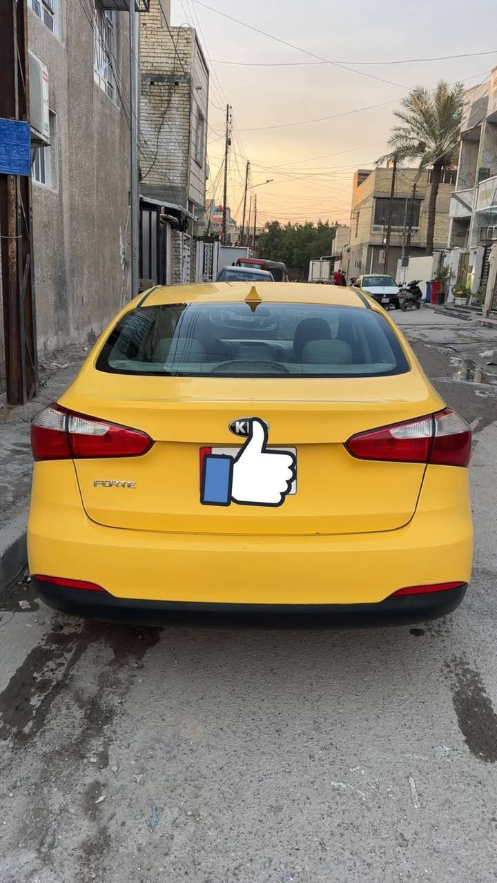 السلام عليكم كيا فورتي موديل 16واردامريكي ضرره حالوب محرك1800مامفتوح تبريد ثلج تخم تاير رقم بغداد بسمي تحويل ثاني يوم السعر 115مكان السياره بغداد الشعب ***********
