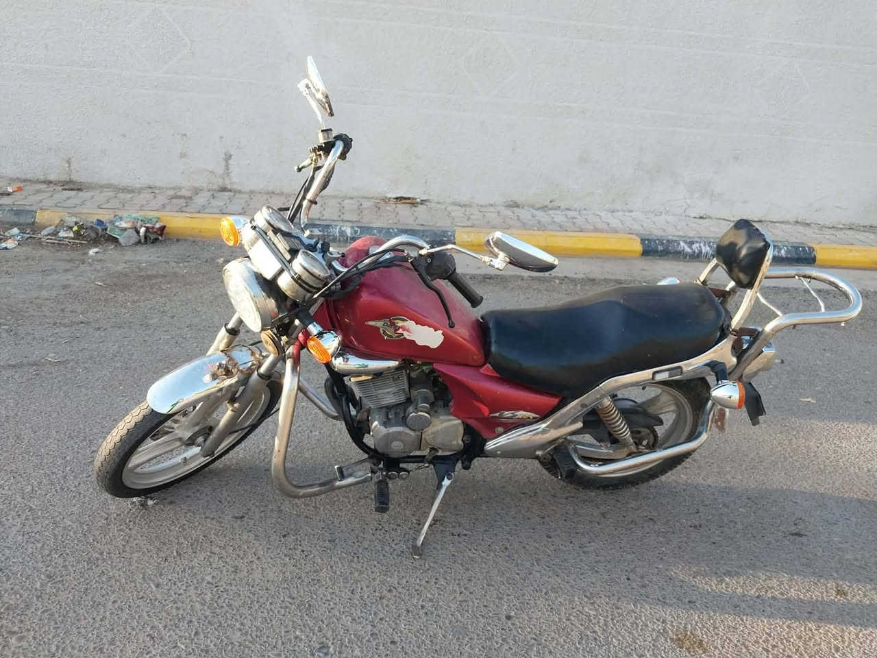 السلام عليكم ماطورات للبيع الايراني ب200 وبي مجال والدايلم ب425 وبي مجال مكاني بلد حي الفارس الشراي يتصل لا يراسل ***********
