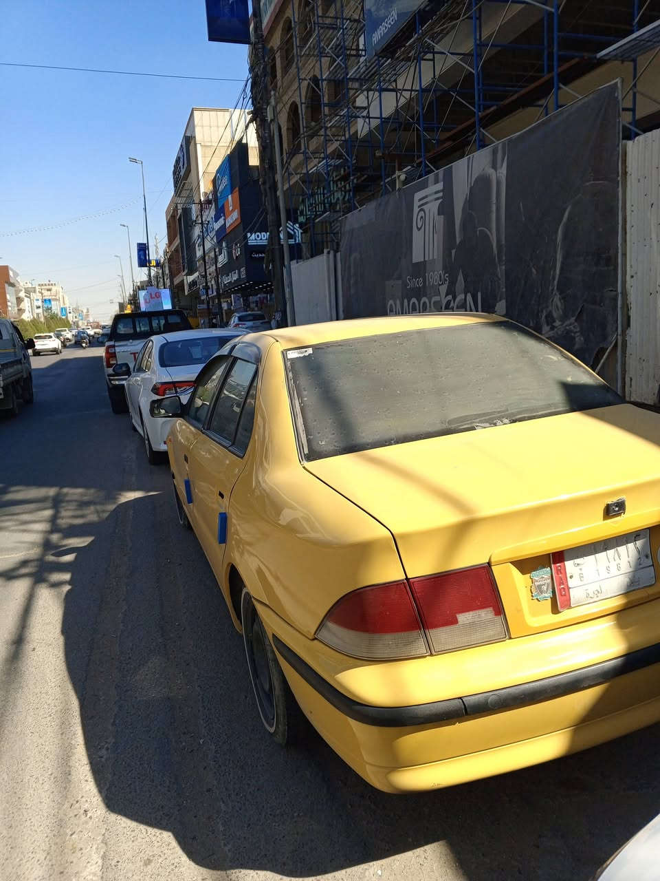 سمند 2011
معمره ومصبوغه سياره جاهزه من كلشي 
سعر 28 وبيها مجال بسيط 
مكاني بابل 
***********
