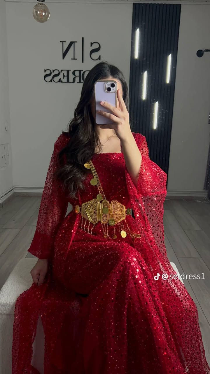 متوفر الآن ✨ ستايل كردي راقي
خامة فخمة ✨ قياسات مضبوطة
اختاري أناقتك اليوم 🤍


**إذا كنت صاحب هذا الإعلان وتريد حذفه لأي سبب، رجاءا أرسل رسالة إلى الدعم الفني**