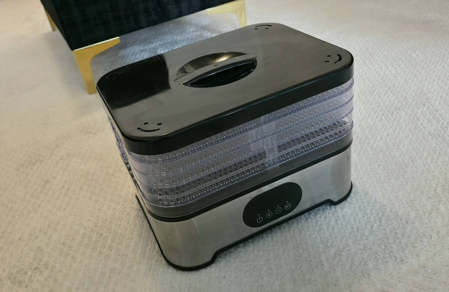 مجفف فواكهه جديد الجسم ستانلس ستيل ٤ طبقات ممكن استخدام منزلي او للمشاريع الصغيرةة
للفواكهه المقرمشة والصحية
فقط اكو فطر بسيط موضح بالصورة خليت عليه صمغ قوي جدا
الجهاز جديد غير مستخدم
السعر ٤٨ الف توصيل ٥ الاف كافة المحافظات


**إذا كنت صاحب هذا الإعلان وتريد حذفه لأي سبب، رجاءا أرسل رسالة إلى الدعم الفني**