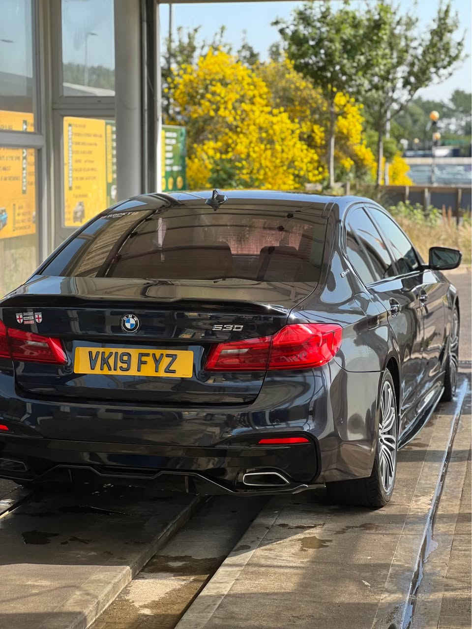 **full service history**
Hello and welcome to the post got this brilliant 2019 bmw 530E M Sport 2.0 petrol and hybrid automatic transmission clean interior and exterior start and drive perfect creamy leather heated seats, Bluetooth, parking sensors, reverse camera, cruise control, satellite navigation, different drive modes, and much more cat s for any inspection or test drive welcome Middlesbrough, Cleveland


**إذا كنت صاحب هذا الإعلان وتريد حذفه لأي سبب، رجاءا أرسل رسالة إلى الدعم الفني**