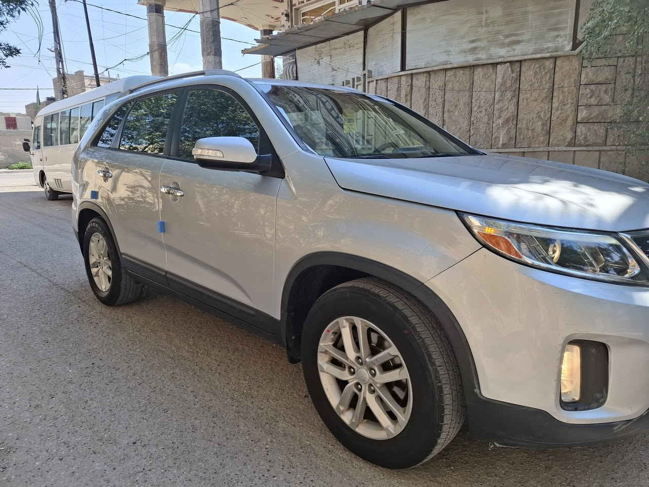 السلام عليكم
كيا سورنتو 2015 وارد امريكي حادثه بنيد مبدل وجاملغ وباب سايق صبغ بدون دواخل لغود شواصي مكفولات سونار مع الصور السياره بصمه تشغيل وبصمه ابواب 6سلندر خمسه راكب  كشن كهربائي ترحيب يدات نيكل لد امامي خلفي حساس امامي خلفي اشاير بالمري مكينه وكير مكفولات السياره جديده جدا كير مكينه تبريد حداديه تخم تاير كله جاهزه ماشيه 117الف رقم دولي بأسمي مكان السياره بغداد سعره 139وبيه مجال بسيط للاستفسار ***********
