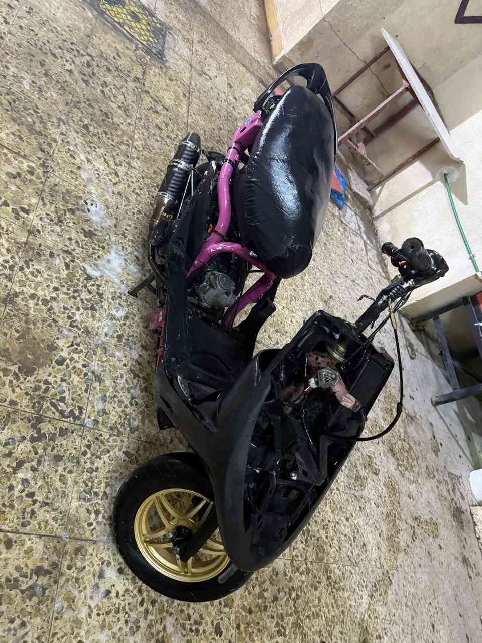 ماكس عدله كلجات رياضيه وكزوز رياضي بوشه 55دراجه نضيفه رايده 400 وبيه مجال قليل دراجه شلعه ومعدل


**إذا كنت صاحب هذا الإعلان وتريد حذفه لأي سبب، رجاءا أرسل رسالة إلى الدعم الفني**