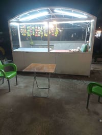 ميز عصائر • ٣م×١٫٥م • سقف كابون زجاجي