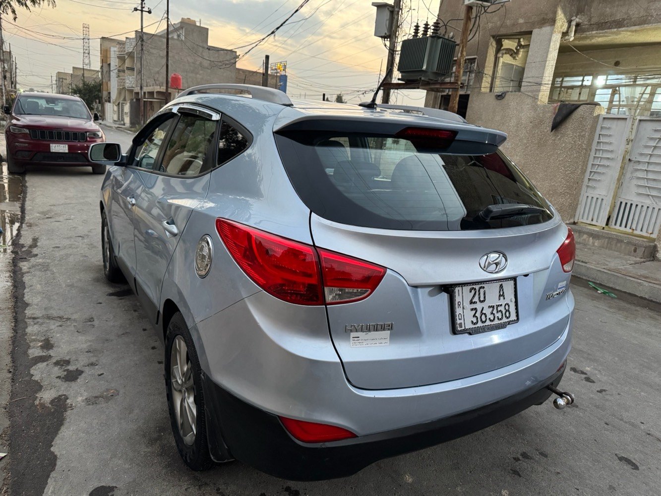 السلام عليكم 
توسان 2011 وراد امريكي للبيع السعر 112وبيه مجال 
رقم انكليزي بسمي وهزه جديده تبريدشغال مكاني الثعالبه
بدون نقص صدر وتايرات ومكينه كير بحاله جيده ظرره امريكا بنيد مبدلوجاملغ ابلادي وبدايه الشاصي بارد ايرباكات سليمه 
بلعراق امبدل بيه باب الصدر وكلير باب وجاملغ  صبغ بدون دواخل محرك 2400 دوش الخلفي كشنات جلد وشاشه وداش كام مراوس ابحدث ***********