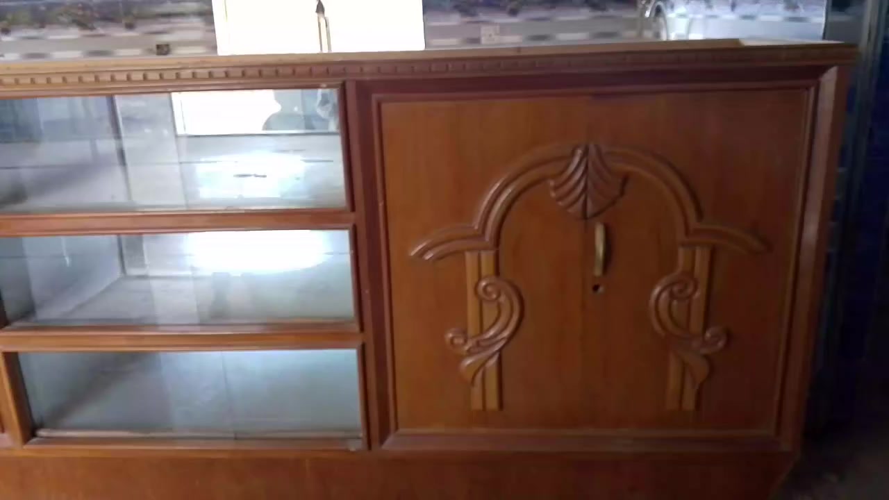 بوفيه 3 أمتار للبيع مكانه التاجي للاستفسار خاص


**إذا كنت صاحب هذا الإعلان وتريد حذفه لأي سبب، رجاءا أرسل رسالة إلى الدعم الفني**