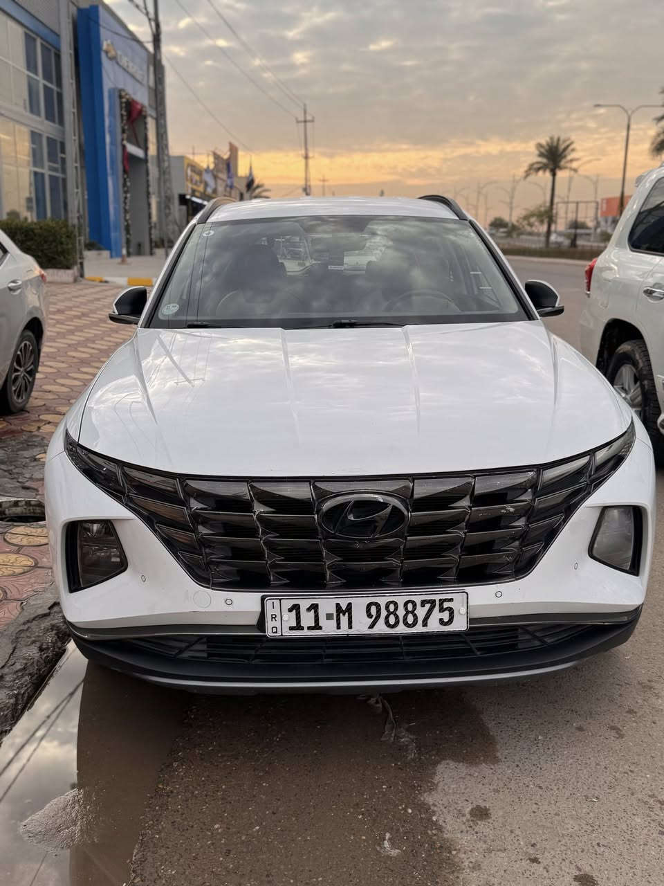 السلام عليكم 
للبيع توسان 2022خليجي ماشيه 90 الف 
رقم بغداد مكان الفلوجه 
الانتصال ***********
