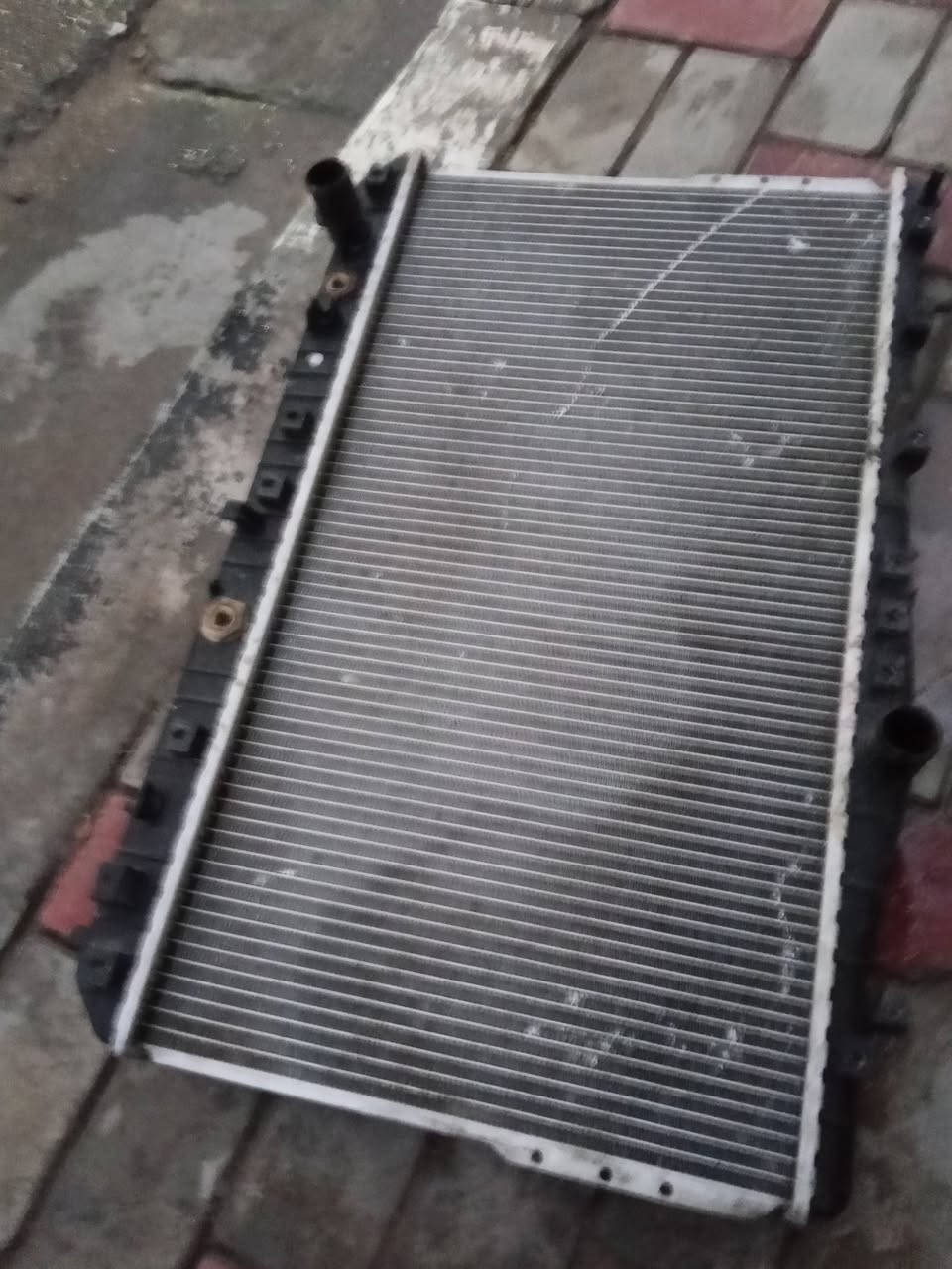 سلام عليكم  لبيع راديتر مال اوبتره 
نضيفه مابيه شي  الا اذب مي 
السعر 30 بيه مجال  
*********** مكاني كربلاء
