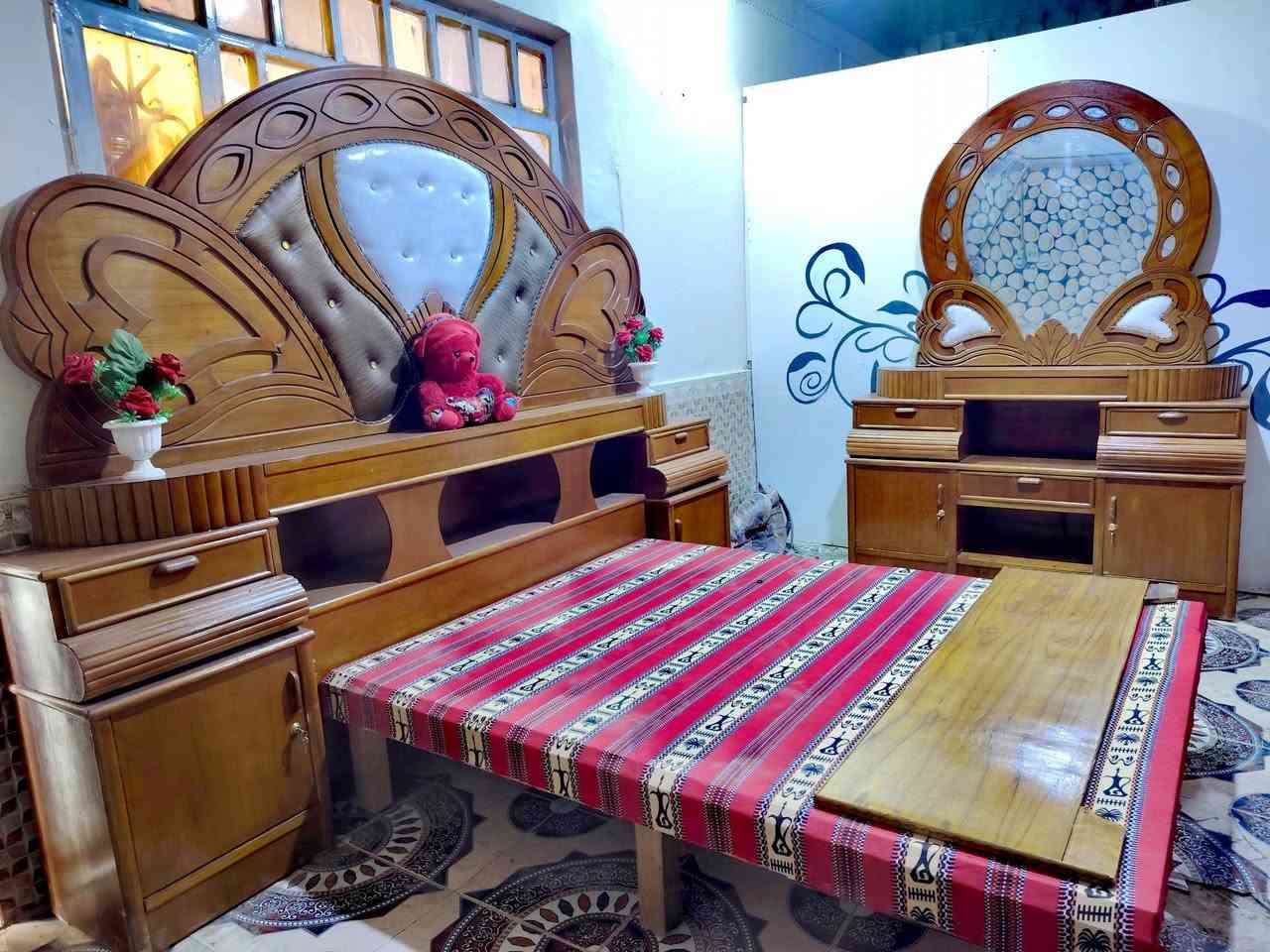 غرفة اخشاب صاج تسكام تسكام درجه أولى غرفه نضيفه ام الخمسه طابقين كنتور دور دنك جراخه جربايه ست رجلين دوشمه وترتيب ضهر جرجوبه براغي ملحقات كامله للبيع الديوانيه اتصال ***********
